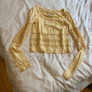 Free people long sleeve crop!